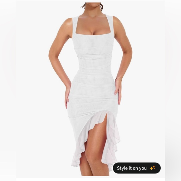 Dresses & Skirts - Elegant White Sleeveless Dress